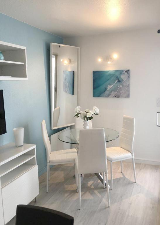 Les Pieds Dans L'Eau Apartment Агде Екстериор снимка