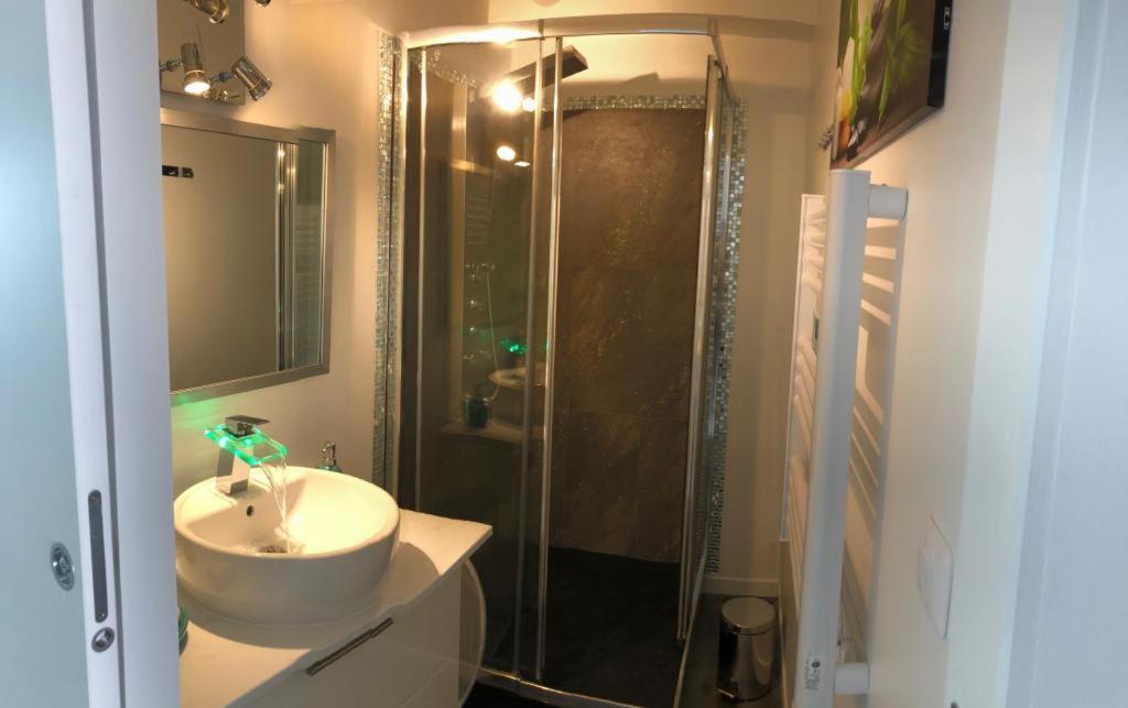 Les Pieds Dans L'Eau Apartment Агде Екстериор снимка
